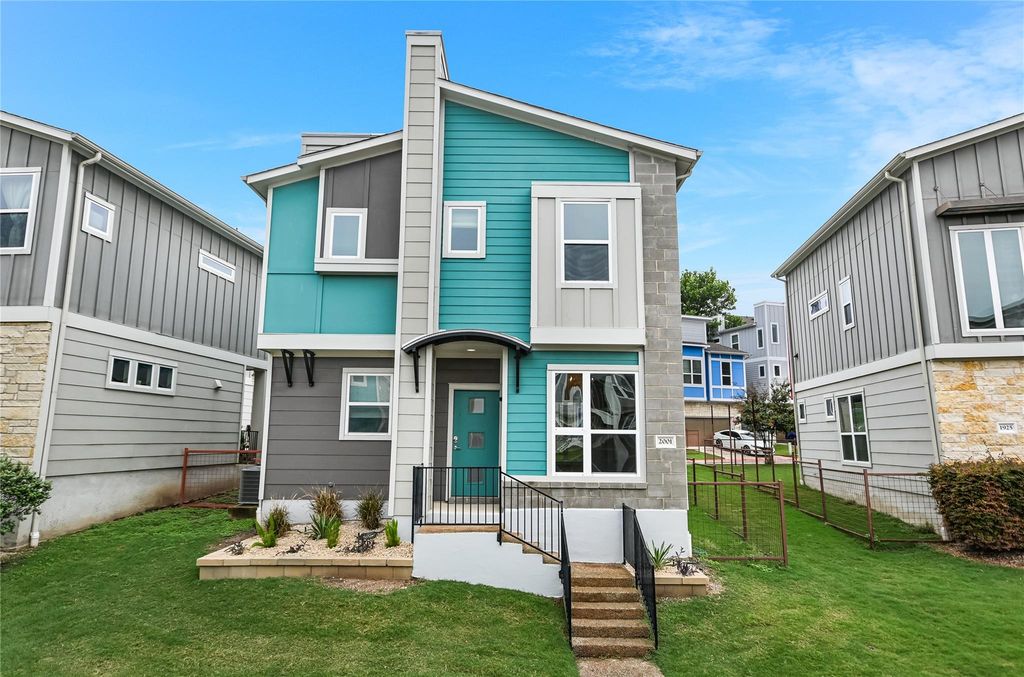 2001 Cleese DR 193C, Austin, TX 78741