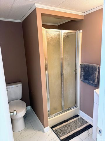 300 Christ Road, Evansville, IN 47711