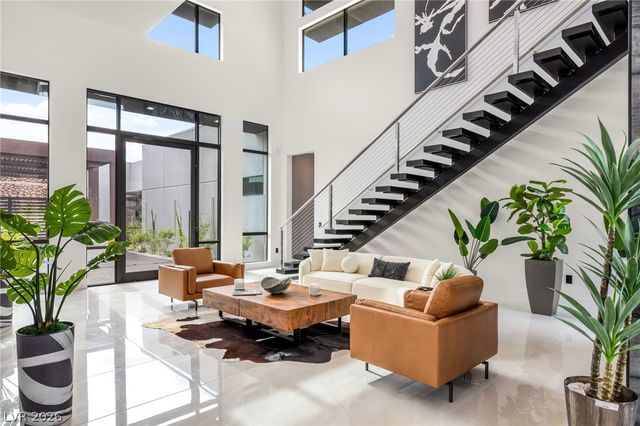 14 Sanctuary Peak Court, Henderson, NV 89012