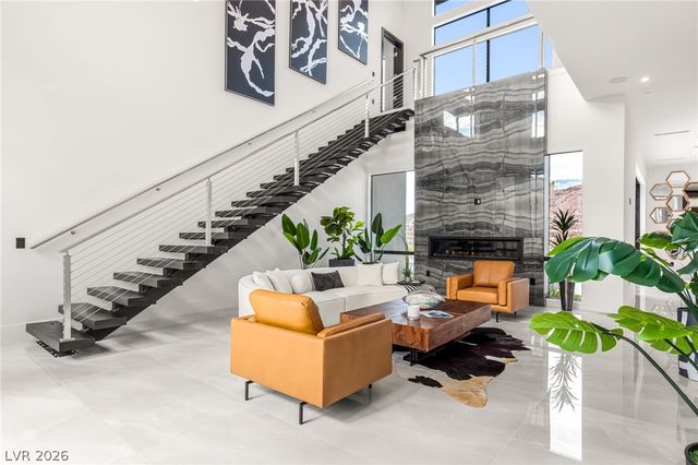 14 Sanctuary Peak Court, Henderson, NV 89012