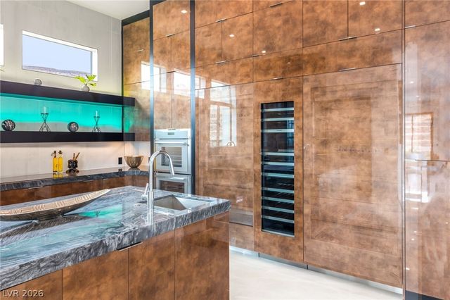 14 Sanctuary Peak Court, Henderson, NV 89012