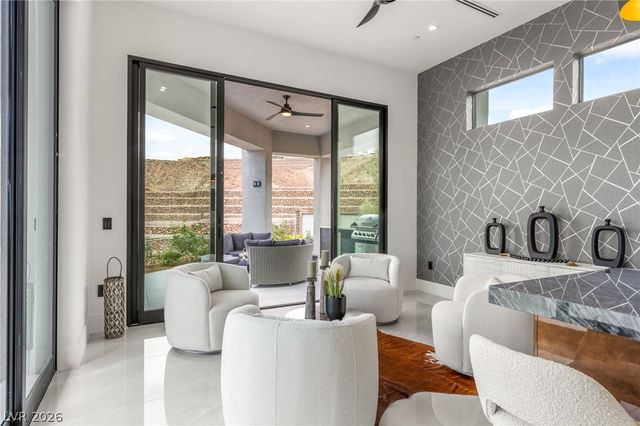 14 Sanctuary Peak Court, Henderson, NV 89012