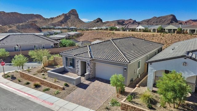 85 Cathedral Wash Place, Henderson, NV 89011