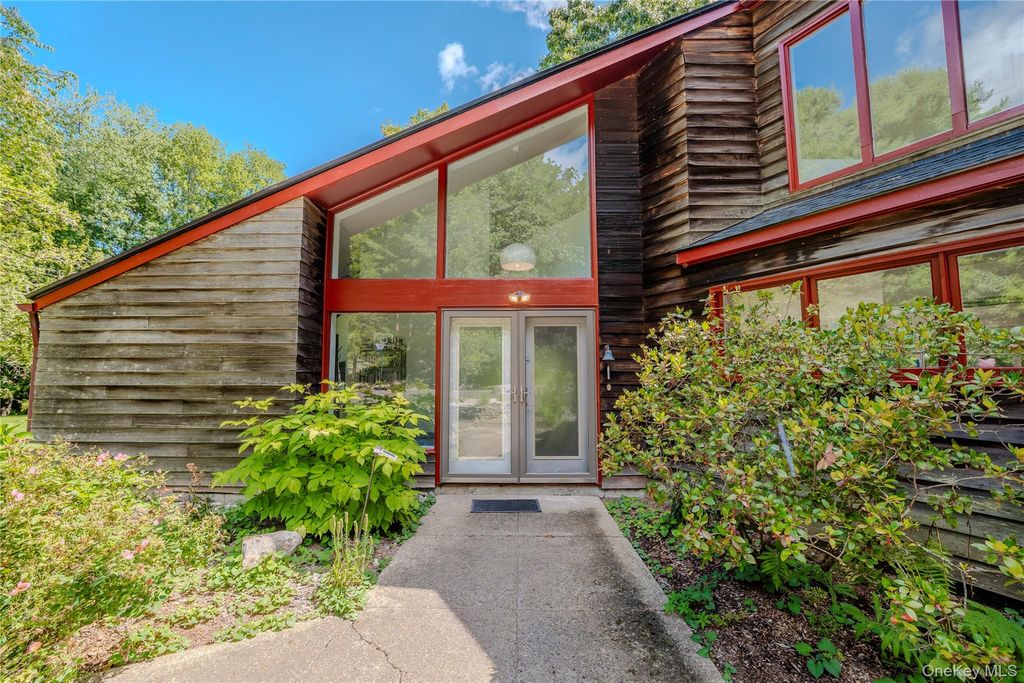 215 Lane Gate Road, Cold Spring, NY 10516 — photo 2