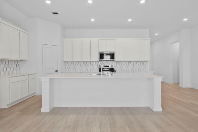 2716 Pine Bluff Drive, Rosenberg, TX 77469