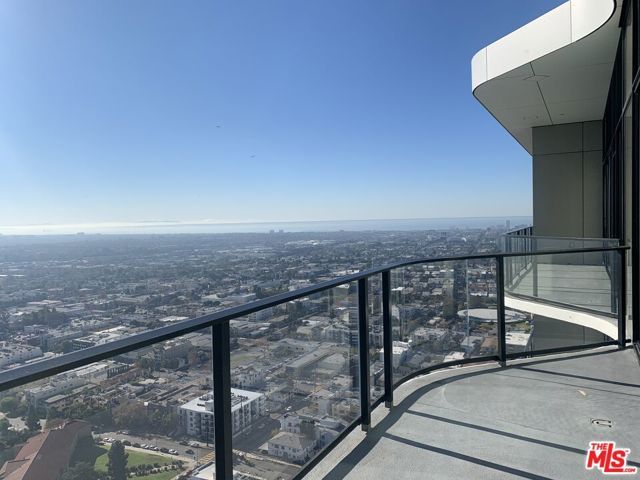11750 Wilshire Boulevard 3406, Los Angeles, CA 90025