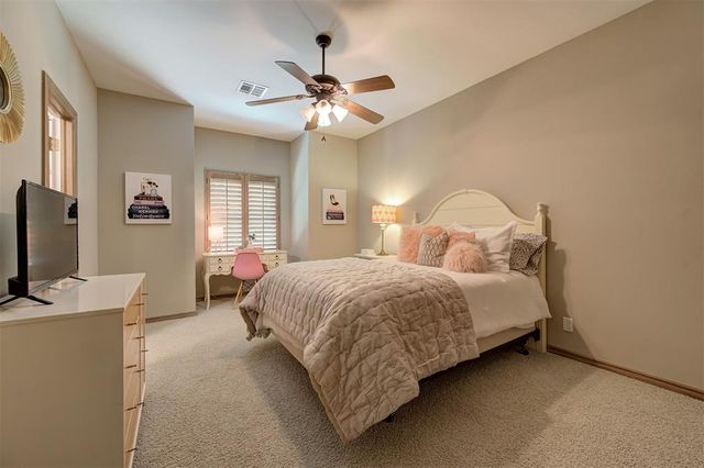 825 Crystal Creek Place, Edmond, OK 73034