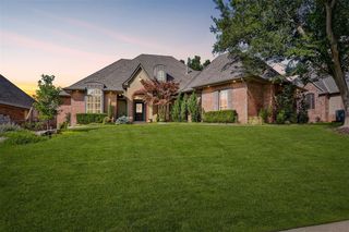 825 Crystal Creek Place, Edmond, OK 73034