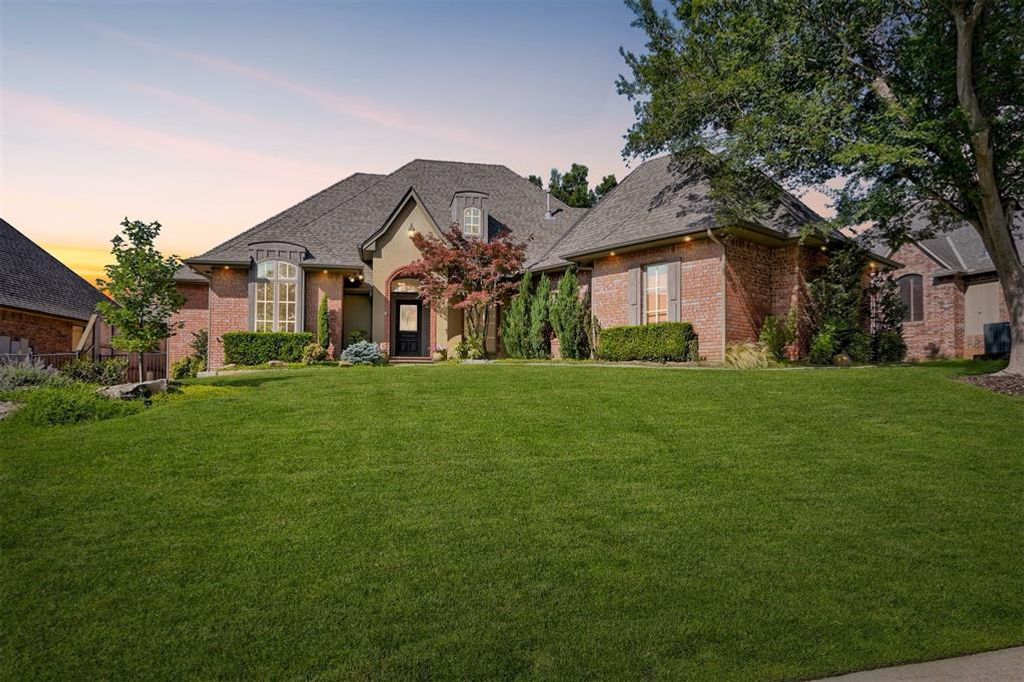 825 Crystal Creek Place, Edmond, OK 73034