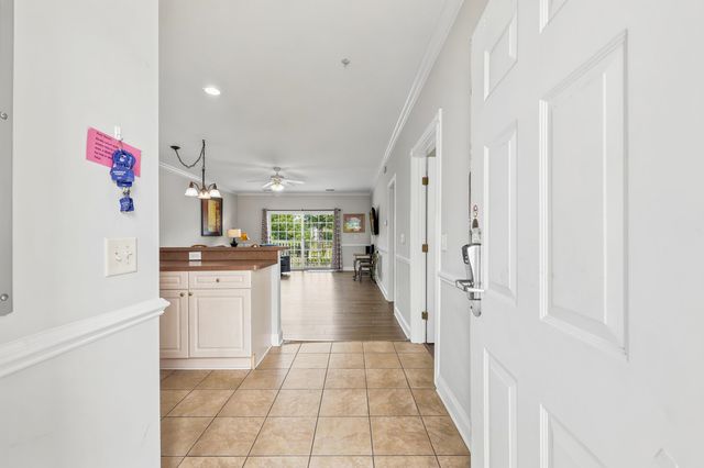 4893 Magnolia Pointe Ln Apt 202, Myrtle Beach, SC 29577