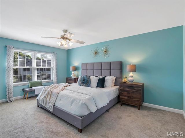 1221 Newport Landing Drive, Fenton, MO 63026