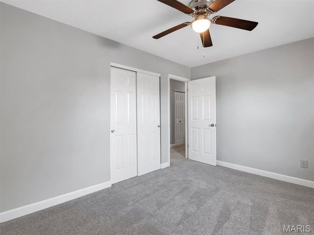 1221 Newport Landing Drive, Fenton, MO 63026