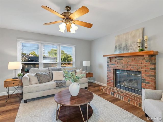 1221 Newport Landing Drive, Fenton, MO 63026