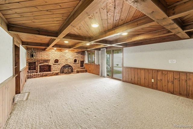 10391 Hills Lane Drive, Goodrich, MI 48438