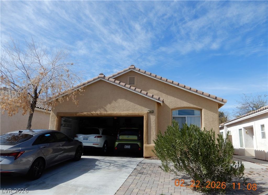 5811 Golden Wing Street, Las Vegas, NV 89113