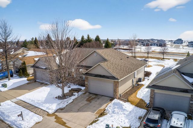 4801 Briarwood Drive, Cedar Falls, IA 50613