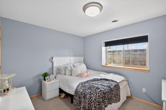 4801 Briarwood Drive, Cedar Falls, IA 50613