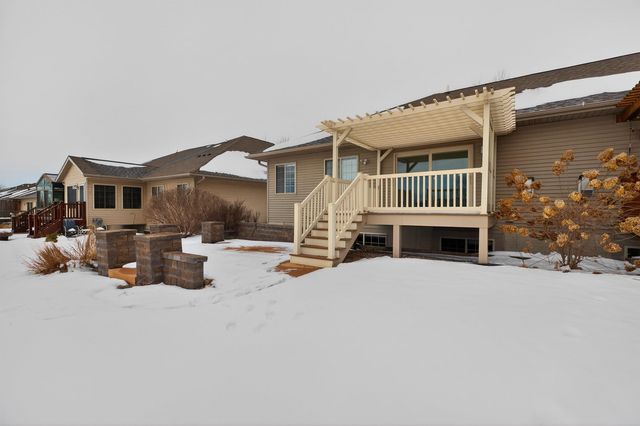 4801 Briarwood Drive, Cedar Falls, IA 50613