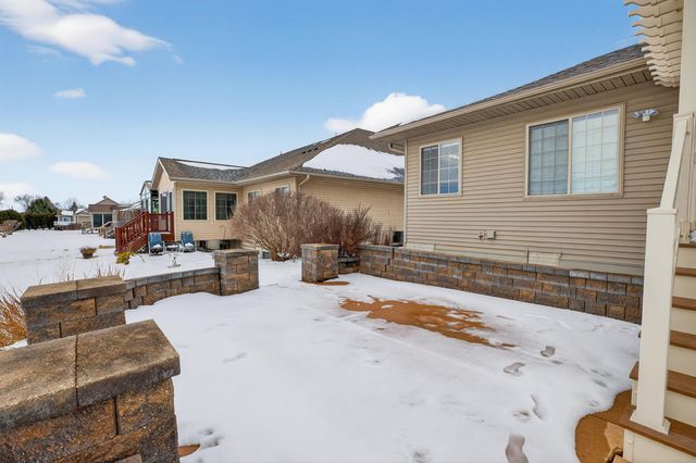 4801 Briarwood Drive, Cedar Falls, IA 50613