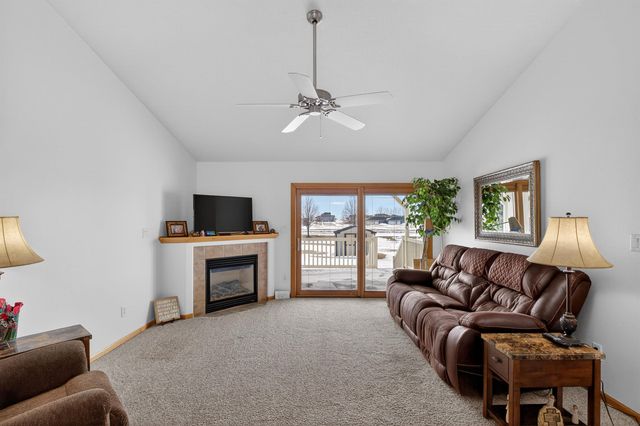 4801 Briarwood Drive, Cedar Falls, IA 50613