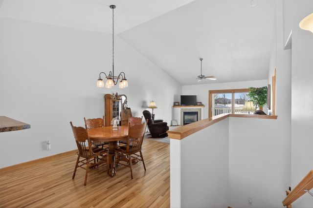 4801 Briarwood Drive, Cedar Falls, IA 50613