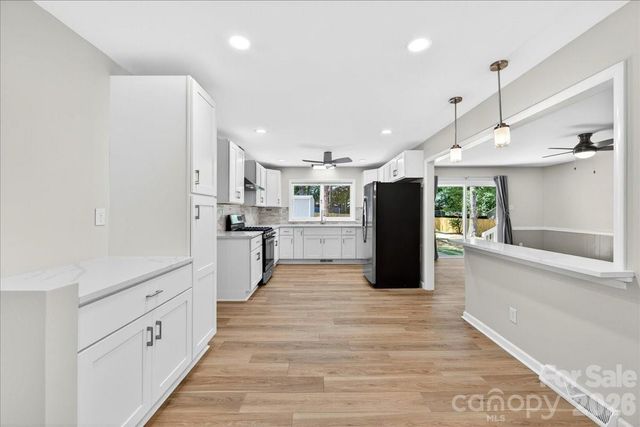 6018 Donegal Drive, Charlotte, NC 28212