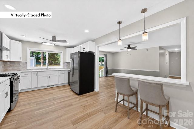 6018 Donegal Drive, Charlotte, NC 28212