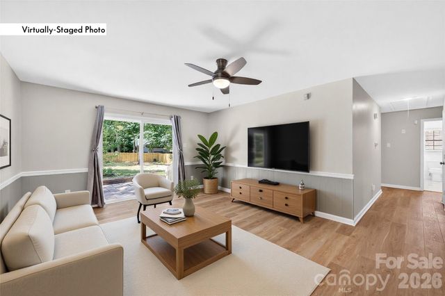 6018 Donegal Drive, Charlotte, NC 28212