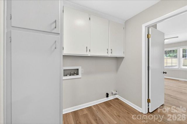 6018 Donegal Drive, Charlotte, NC 28212
