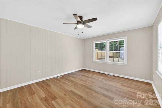 6018 Donegal Drive, Charlotte, NC 28212