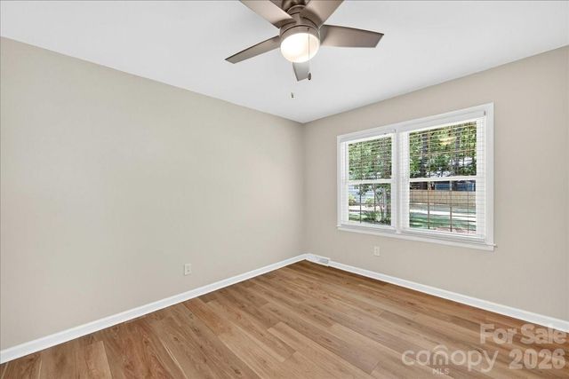 6018 Donegal Drive, Charlotte, NC 28212
