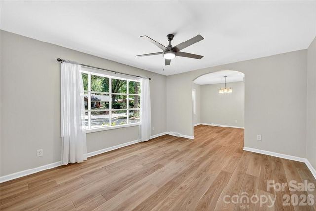 6018 Donegal Drive, Charlotte, NC 28212