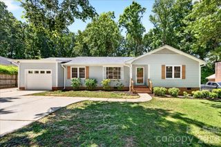 6018 Donegal Drive, Charlotte, NC 28212