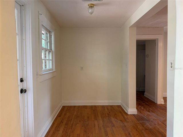 3813 W DE LEON STREET, Tampa, FL 33609