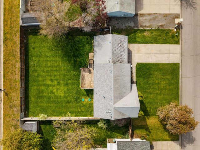 20010 E GRACE Ln, Otis Orchards, WA 99027