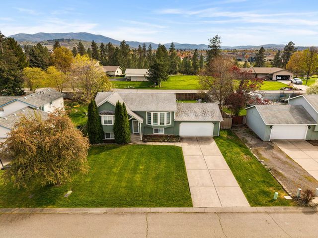 20010 E GRACE Ln, Otis Orchards, WA 99027