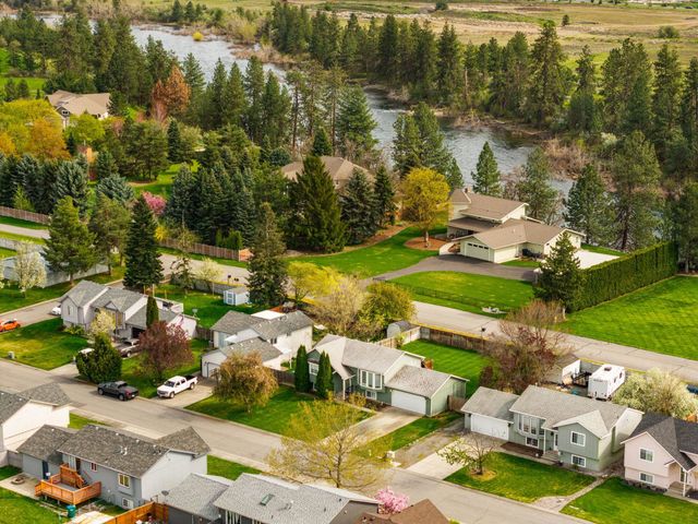 20010 E GRACE Ln, Otis Orchards, WA 99027