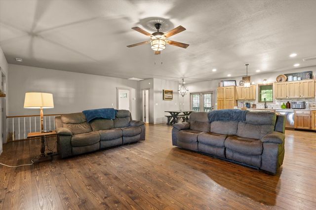10911 E Brainerd Road, Apison, TN 37302