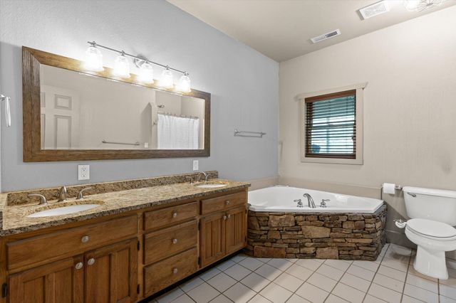 10911 E Brainerd Road, Apison, TN 37302
