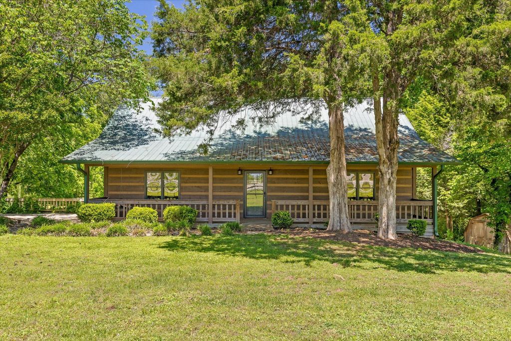 10911 E Brainerd Road, Apison, TN 37302