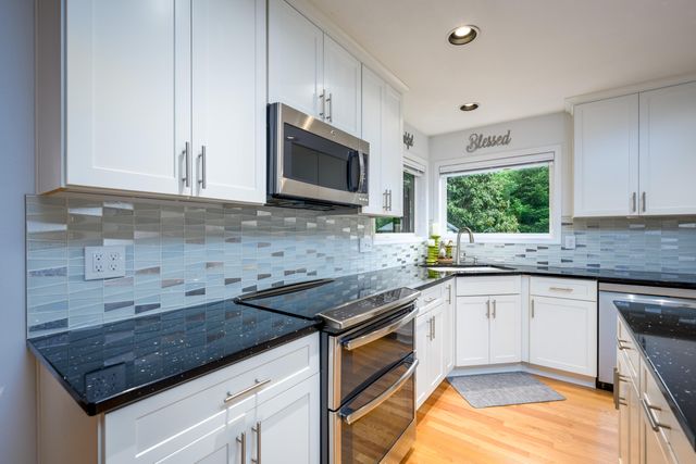 6270 SW Tillamook Place, Beaverton, OR 97007