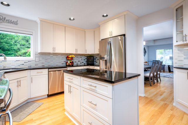 6270 SW Tillamook Place, Beaverton, OR 97007