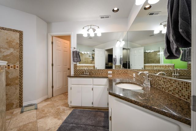 6270 SW Tillamook Place, Beaverton, OR 97007