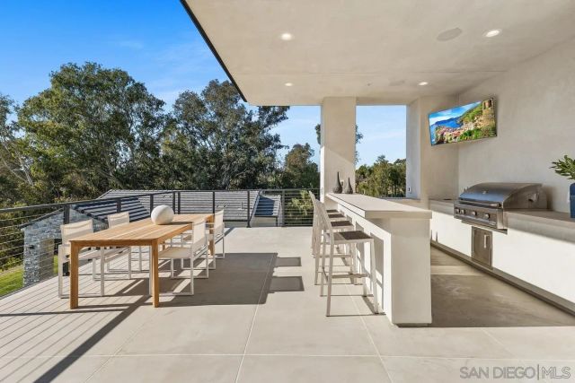 6691-93 Camino Saucito, Rancho Santa Fe, CA 92067