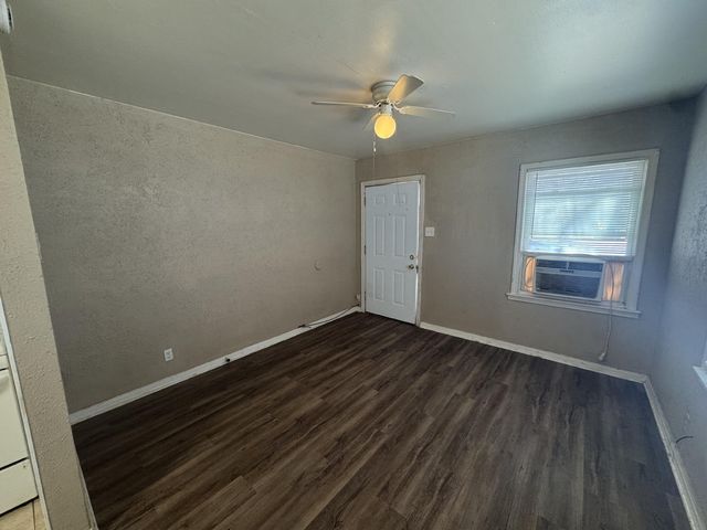 2118 33rd Street, B, Lubbock, TX 79411