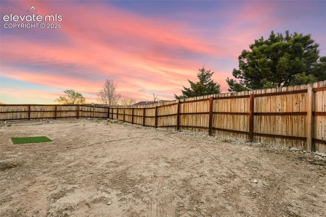 171 W Legend Drive, Pueblo West, CO 81007