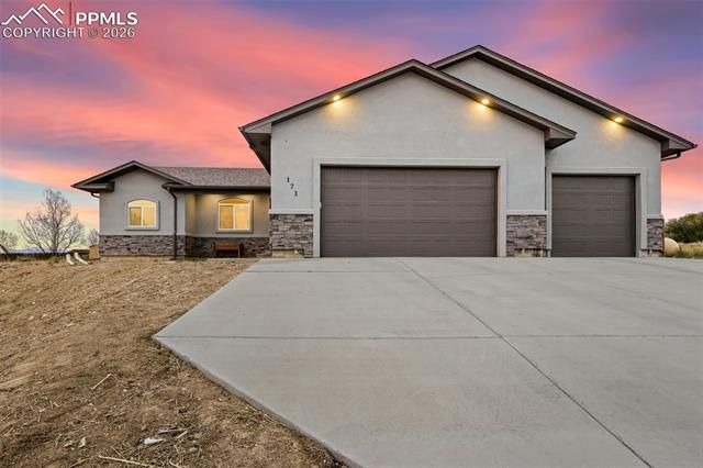 171 W Legend Drive, Pueblo West, CO 81007