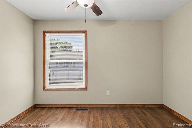 2648 Wildwood Court, Lake Orion, MI 48360