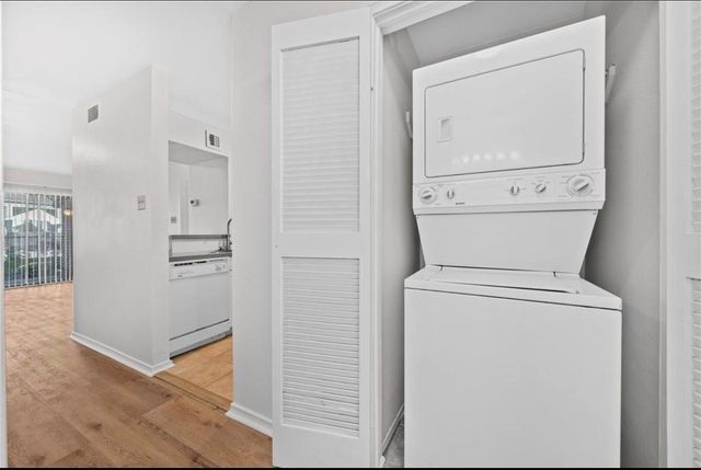 10811 Richmond Avenue 72, Houston, TX 77042