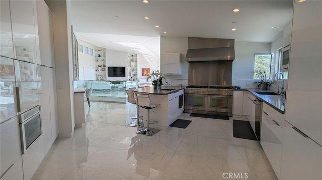 28405 Via Acero main, Malibu, CA 90265